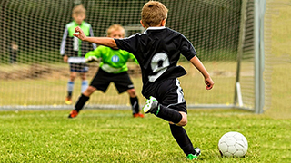 Selectie si initiere in fotbal pentru copiii din localitate
